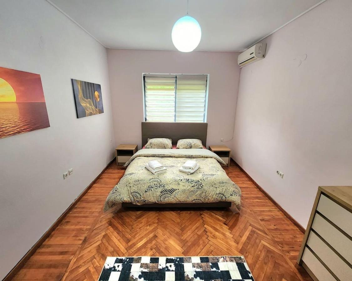 Turqoise Flat In City Center With 24H Self Check In Tirana Zewnętrze zdjęcie