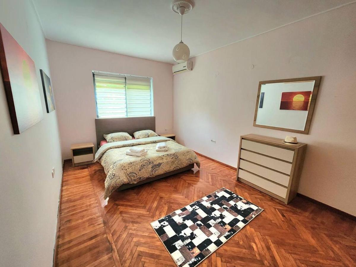 Turqoise Flat In City Center With 24H Self Check In Tirana Zewnętrze zdjęcie