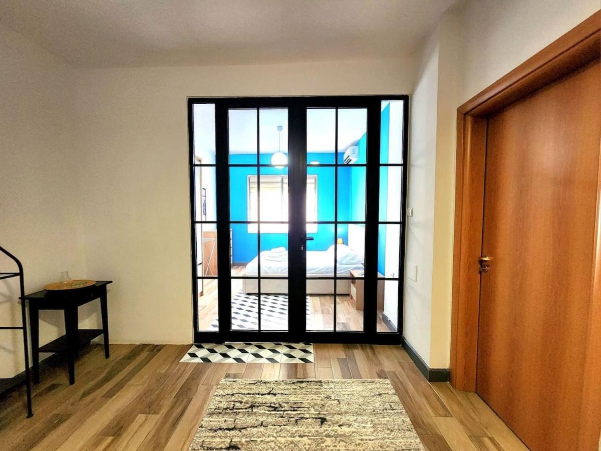 Turqoise Flat In City Center With 24H Self Check In Tirana Zewnętrze zdjęcie