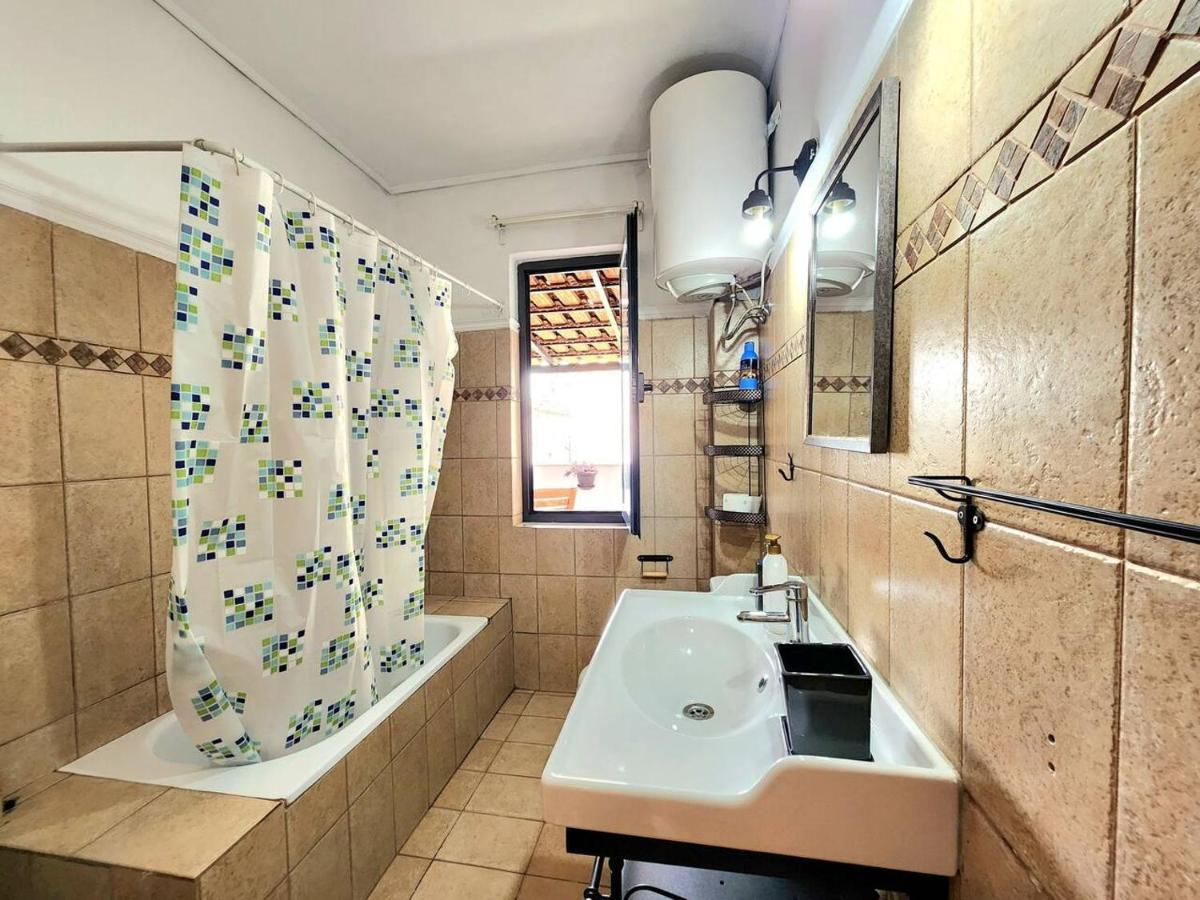Turqoise Flat In City Center With 24H Self Check In Tirana Zewnętrze zdjęcie